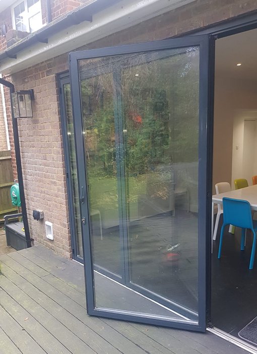 Professional Sliding Door Hinge Replacement Services